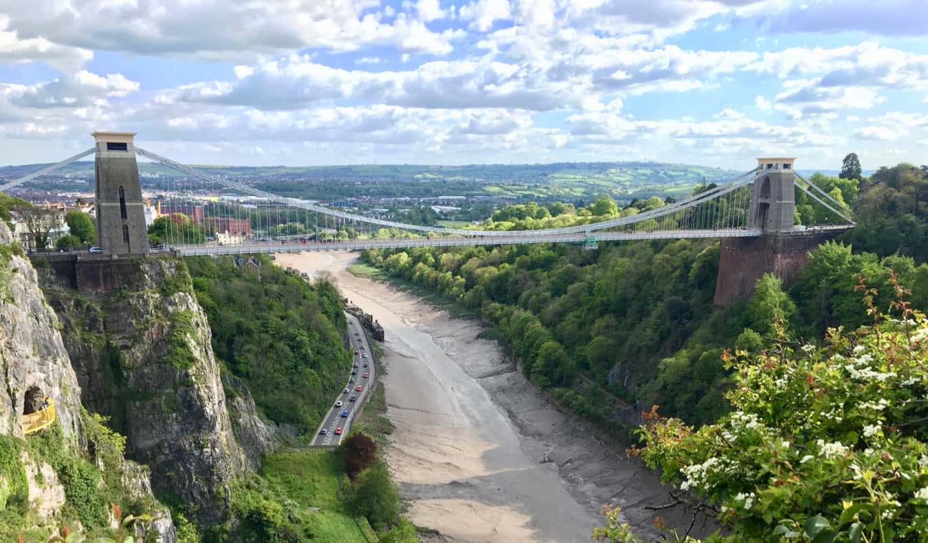 Vista da ponte suspensa de Clifton em Bristol, Gr ã-Bretanha