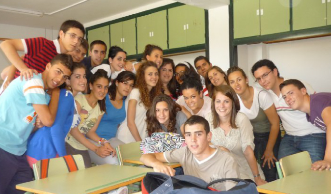 GAA CAT e estudantes adolescentes estudando inglês na Espanha