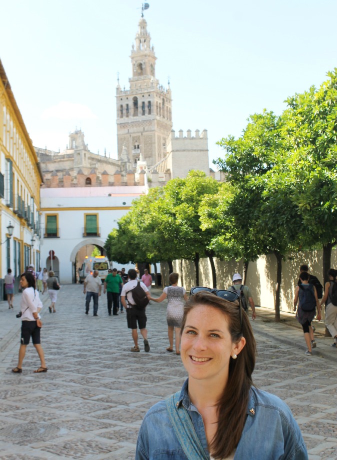 Professor de inglês Kat Gaia viaja pela Espanha
