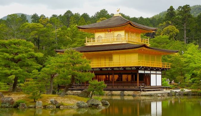 Kinkakaku-ji, o templo do pavilhão de ouro no Japão