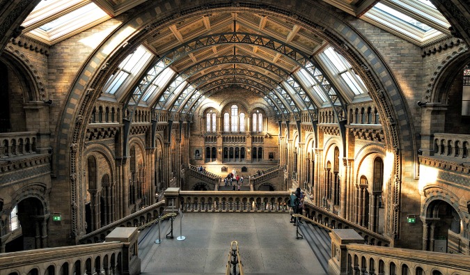 Dentro do Museu de História Natural de Londres