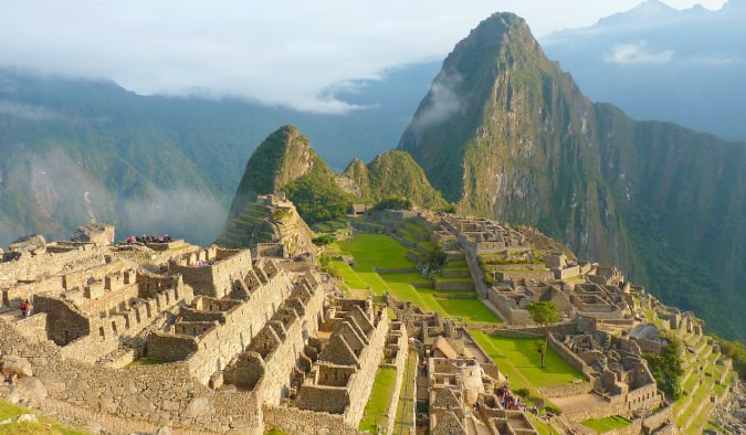 Vista de Machu-Picchu de manhã no Peru