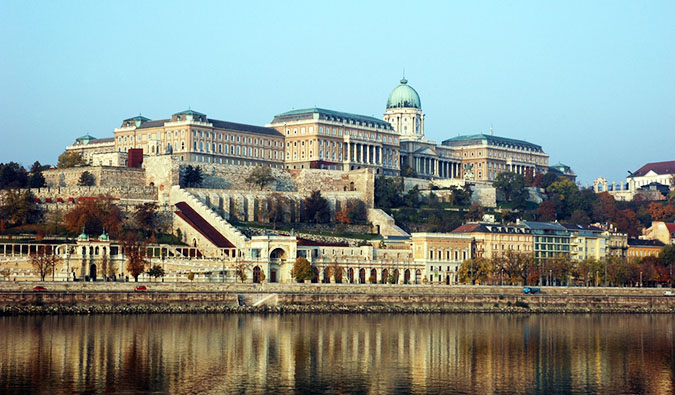 Castelo de Buda perto do Rio Danúbio em Budapeste