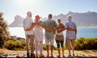As melhores companhias de seguros de viajantes para pensionistas