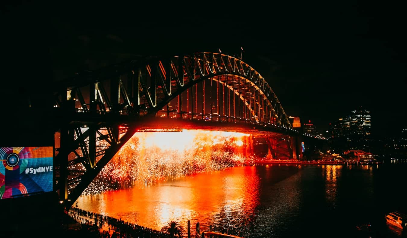 Ponte de Sydney com fogos de artifício