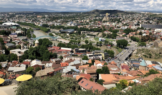 Vista dos telhados coloridos de Tbilisi, Geórgia